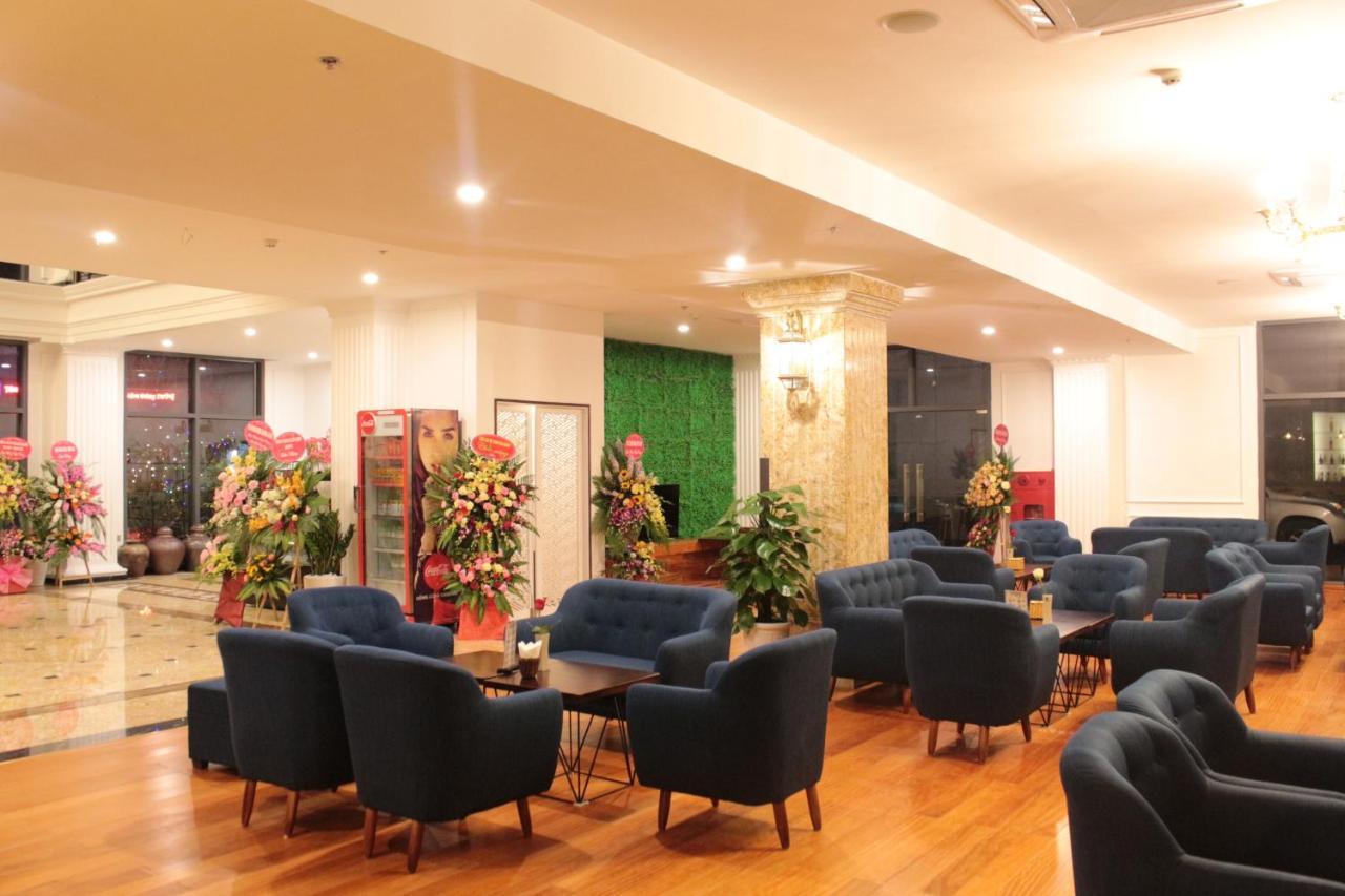 Phoenix Hotel 4*